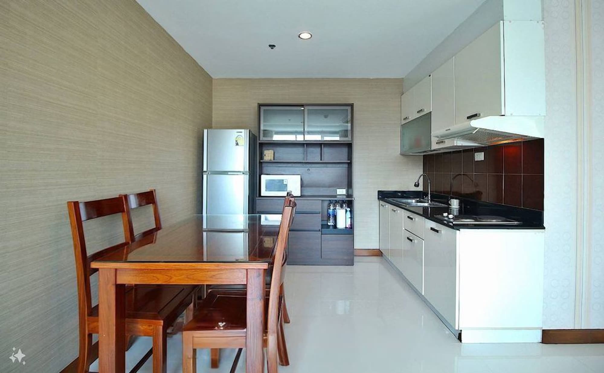1 Bed Condo for Sale in Watthana - Image 2