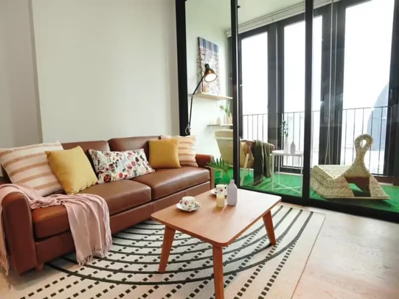 1 Bedroom Condo