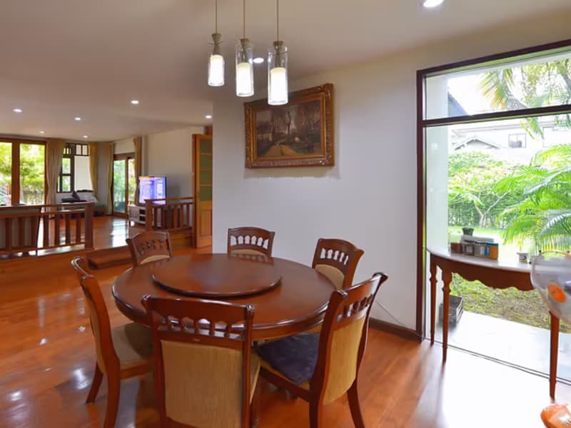 Lanna Contemporary Pool Villa