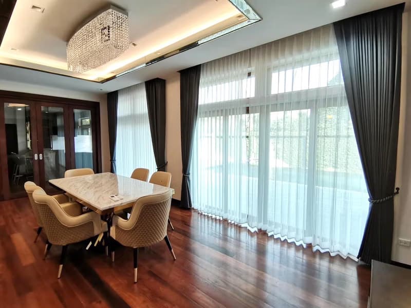 5 Bed House for Rent in Mueang Chiang Mai District