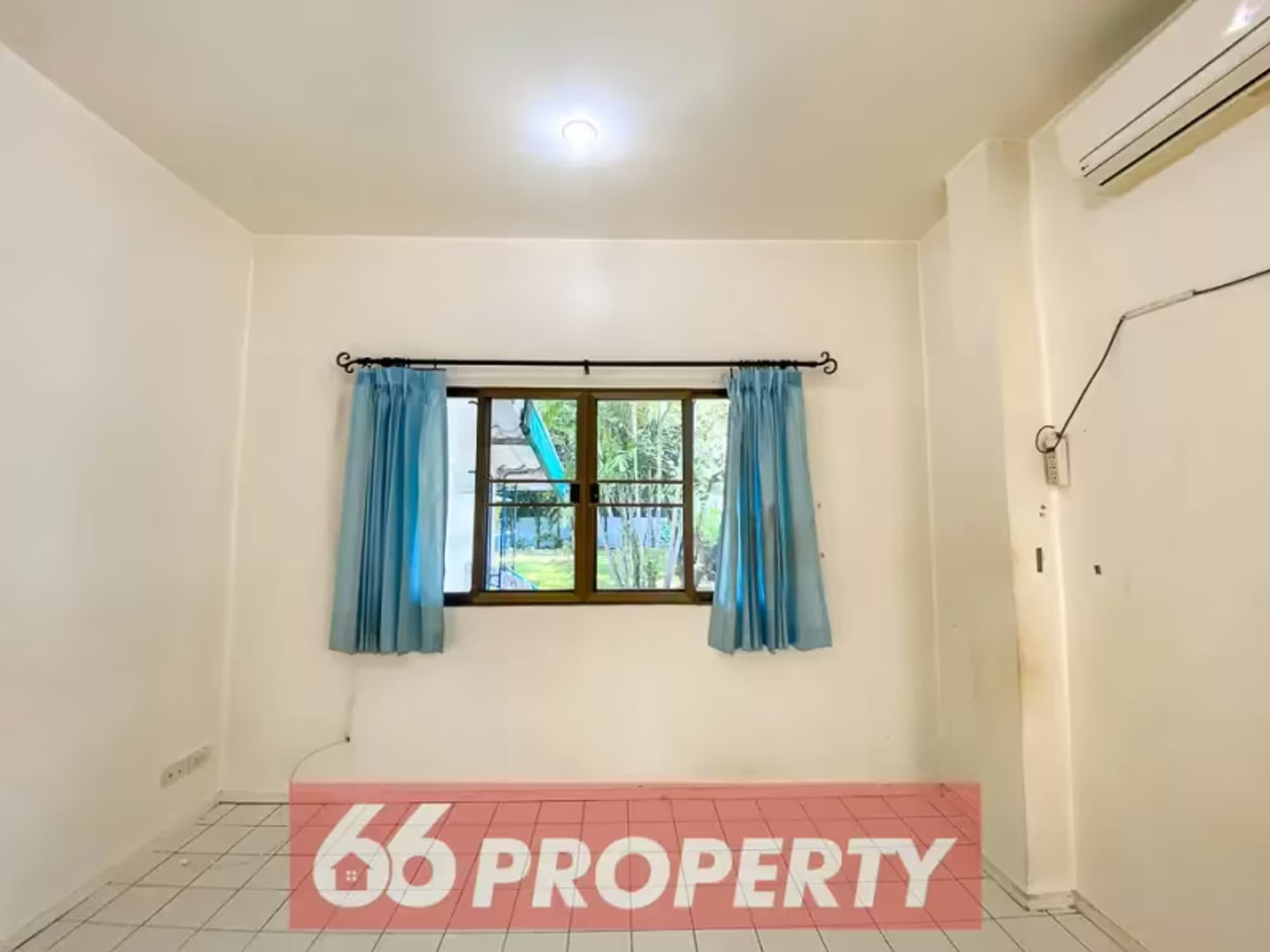 5 Bedroom House - Image 20