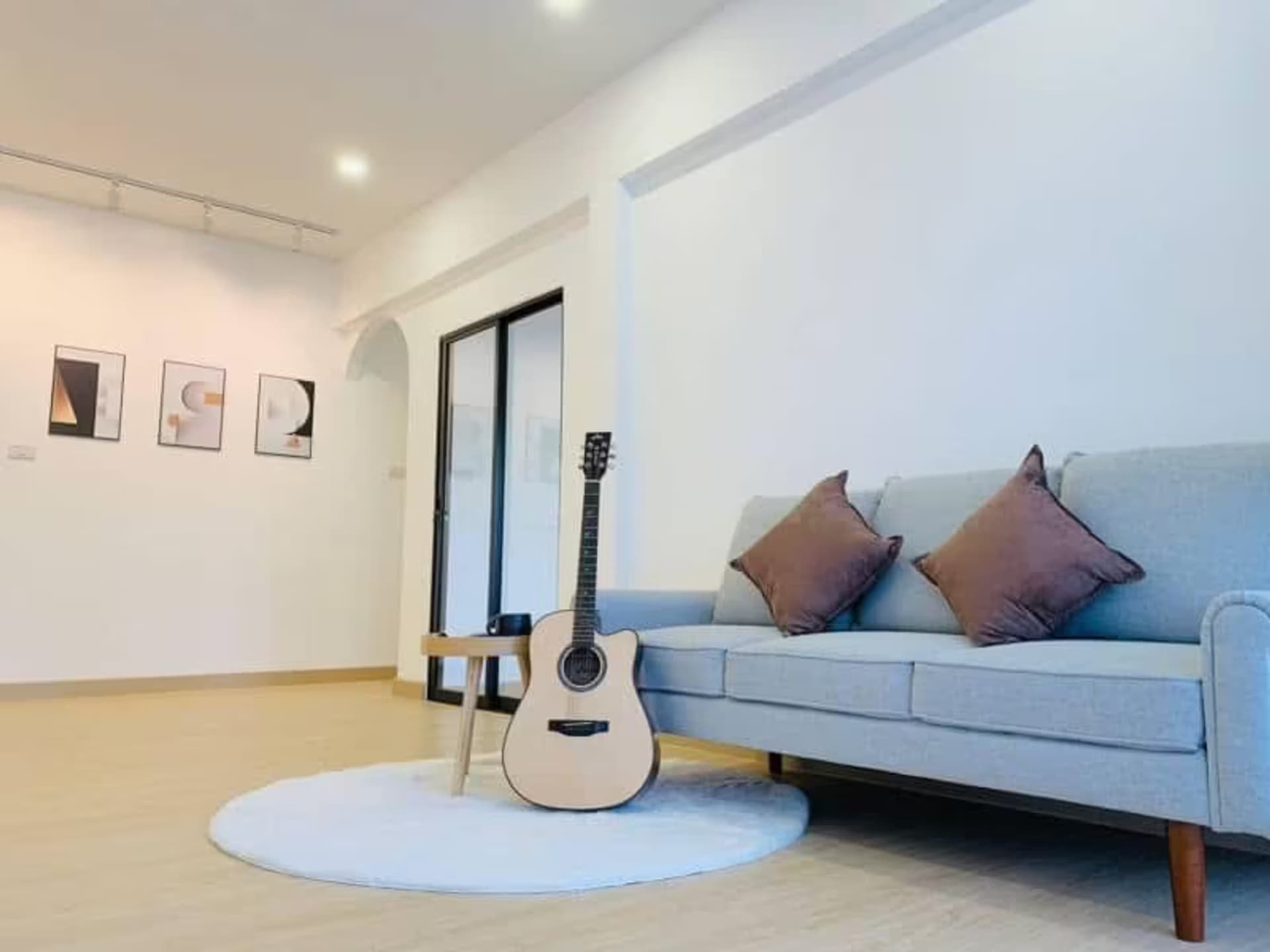 4 Bedroom House - Image 6