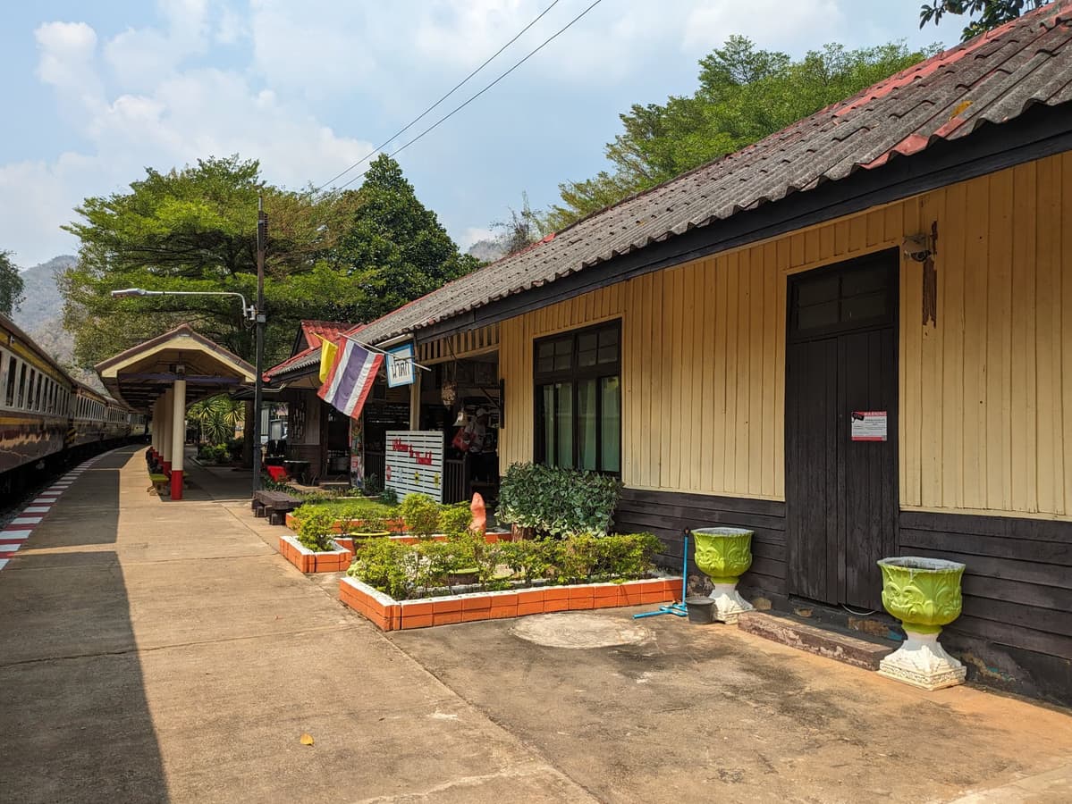 Rongrian Ban Tha Sao
