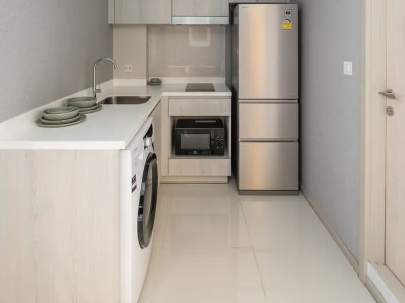 1 Bedroom Condo