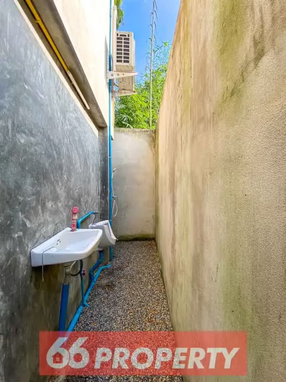 2 Bedroom House - Image 15