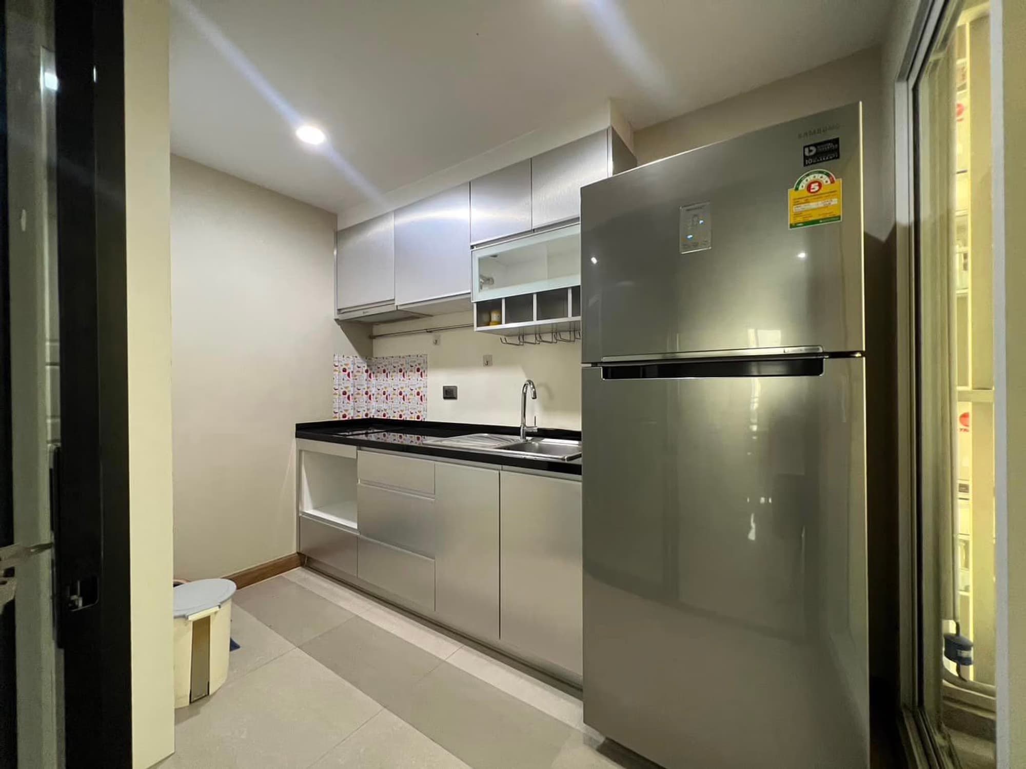 2 Bed Condo for Rent and Sale  Near Thailand Cultural Centre MRT - Image 10
