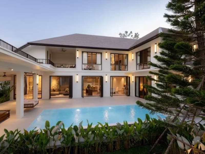 5 Bed House for Sale in Saraphi District