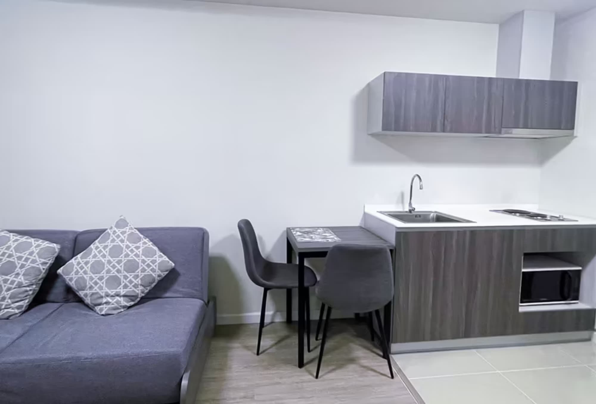 1 Bedroom Condo - Image 7