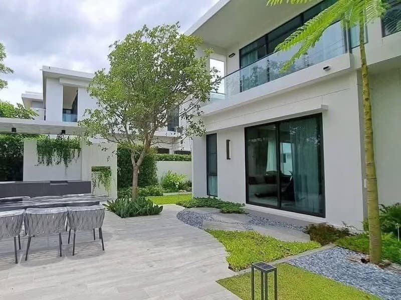 4 Bed House for Rent and Sale in Bang Phli
