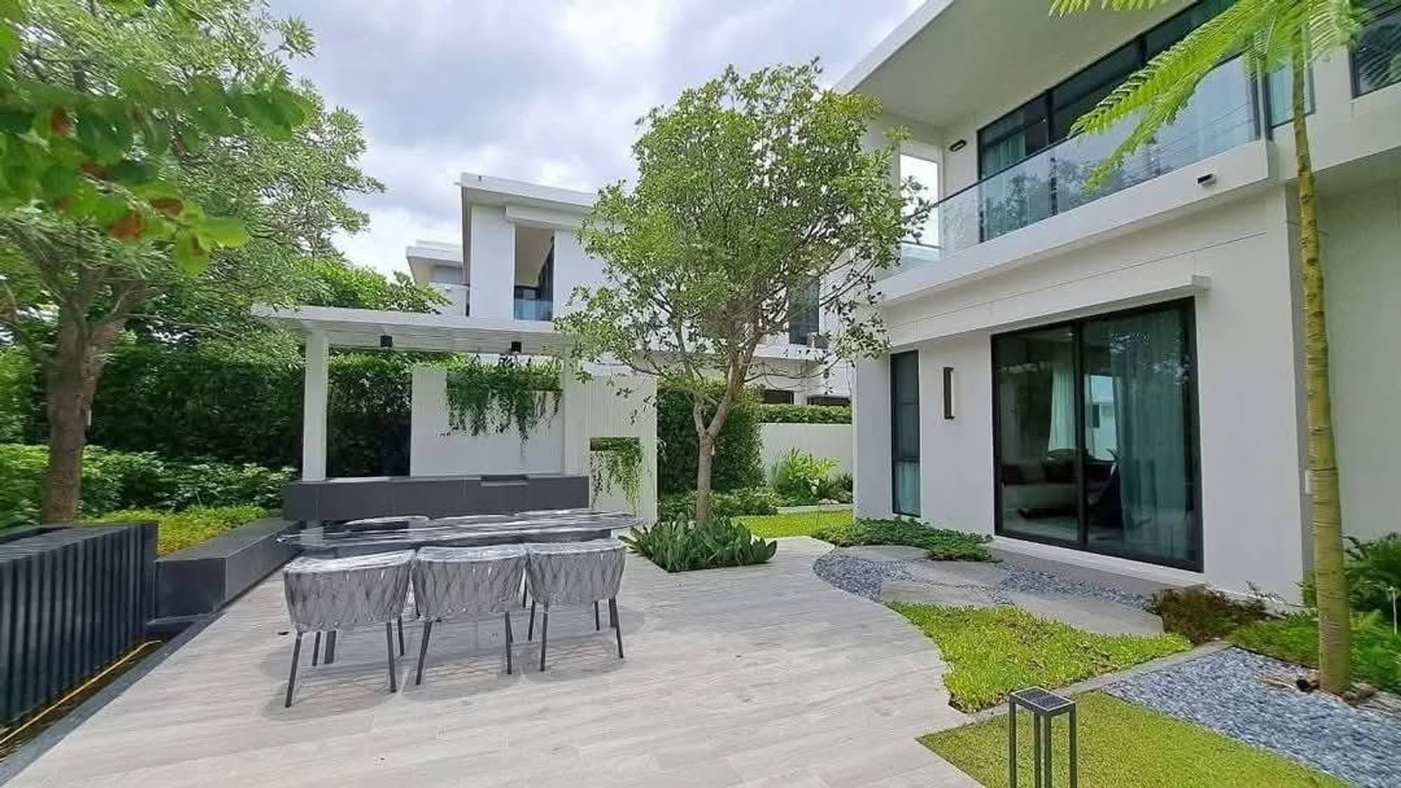 4 ห้องนอน บ้าน สำหรับ ขายและจำหน่าย ใน Bang Phli - Image 2