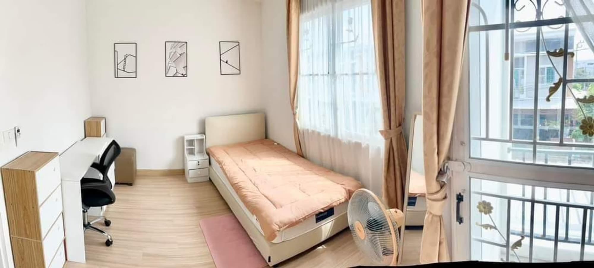 3 卧室 联排别墅 用于 出租 在 Bang Phli - Image 4