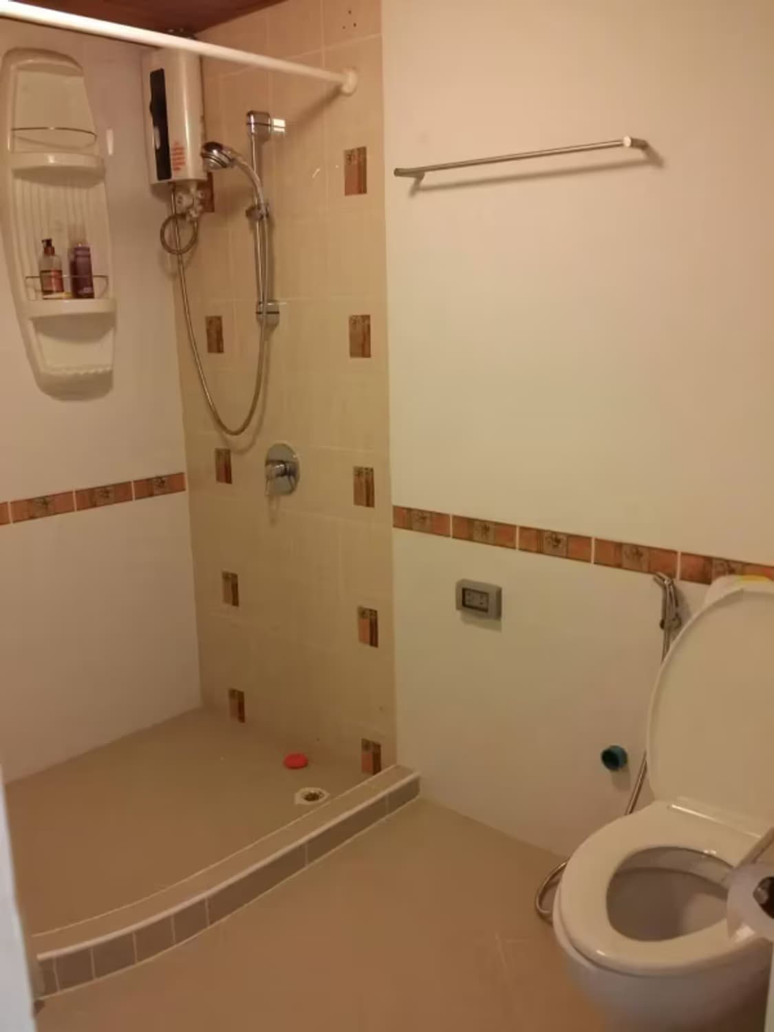 1 Bedroom Condo - Image 4