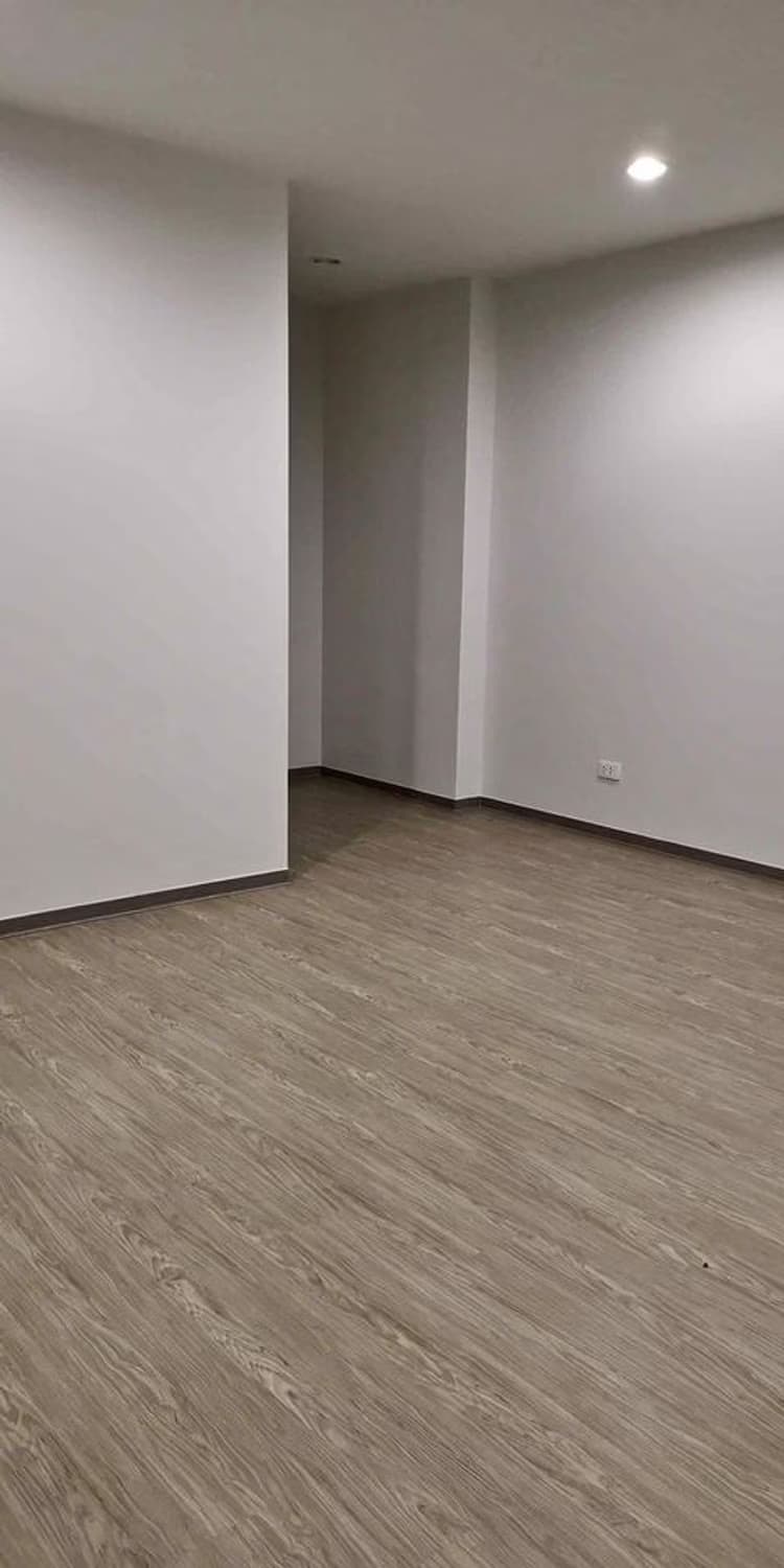  - Image 6