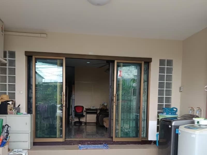 4 Bed Townhouse for Sale in Bang Kho Laem