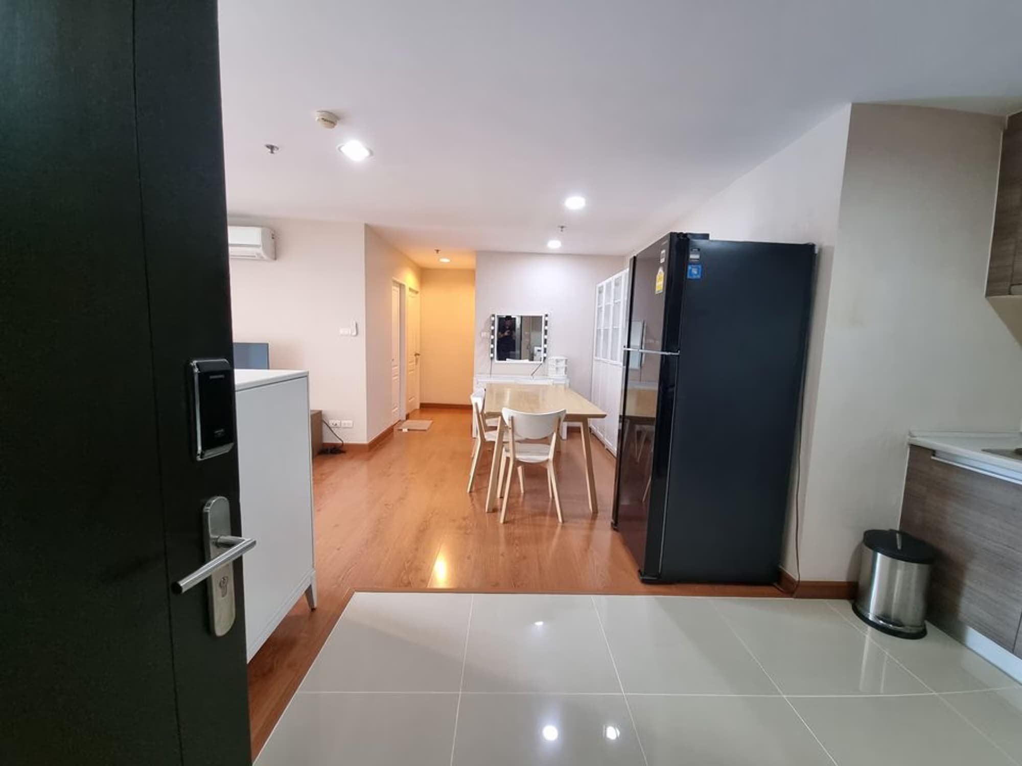 2 Bed Condo for Rent  Near Phra Ram 9 MRT - Image 6