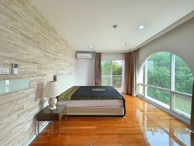 3 Bed Condo for Sale in Khlong Toei