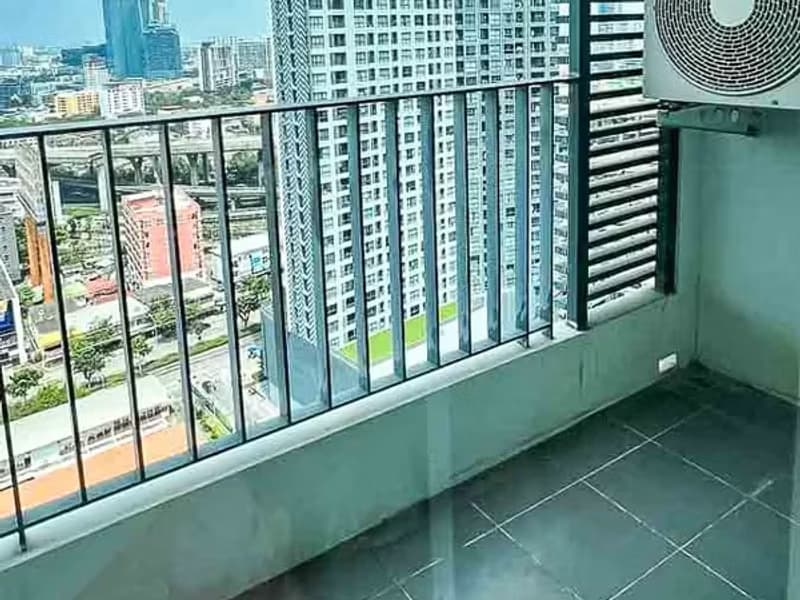  Condo at IDEO O2 Bangna 