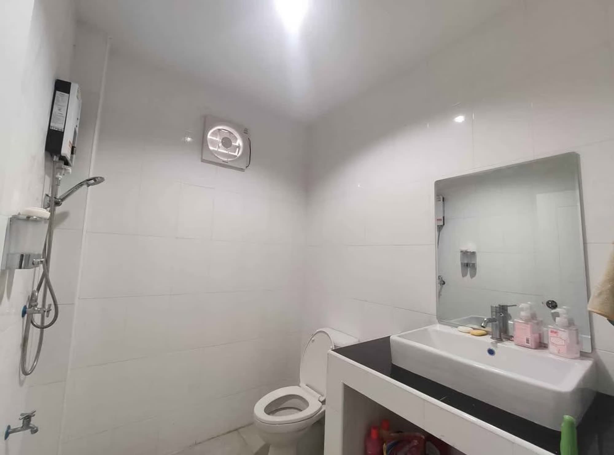5 Bed House for Rent and Sale in Mueang Chiang Mai - Image 19