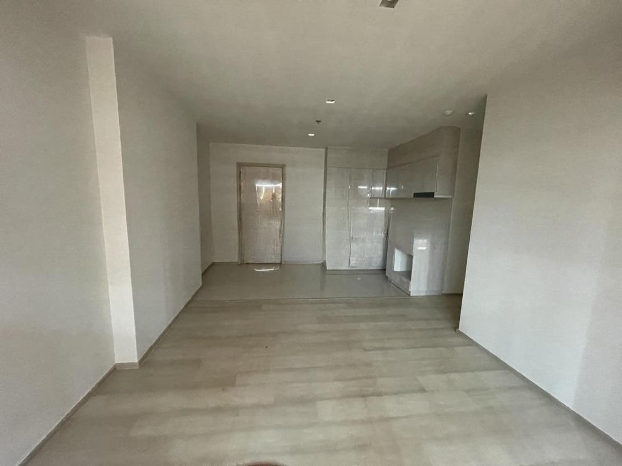 2 ห้องนอน คอนโด สำหรับ ขาย ใน Pathum Wan - Image 1