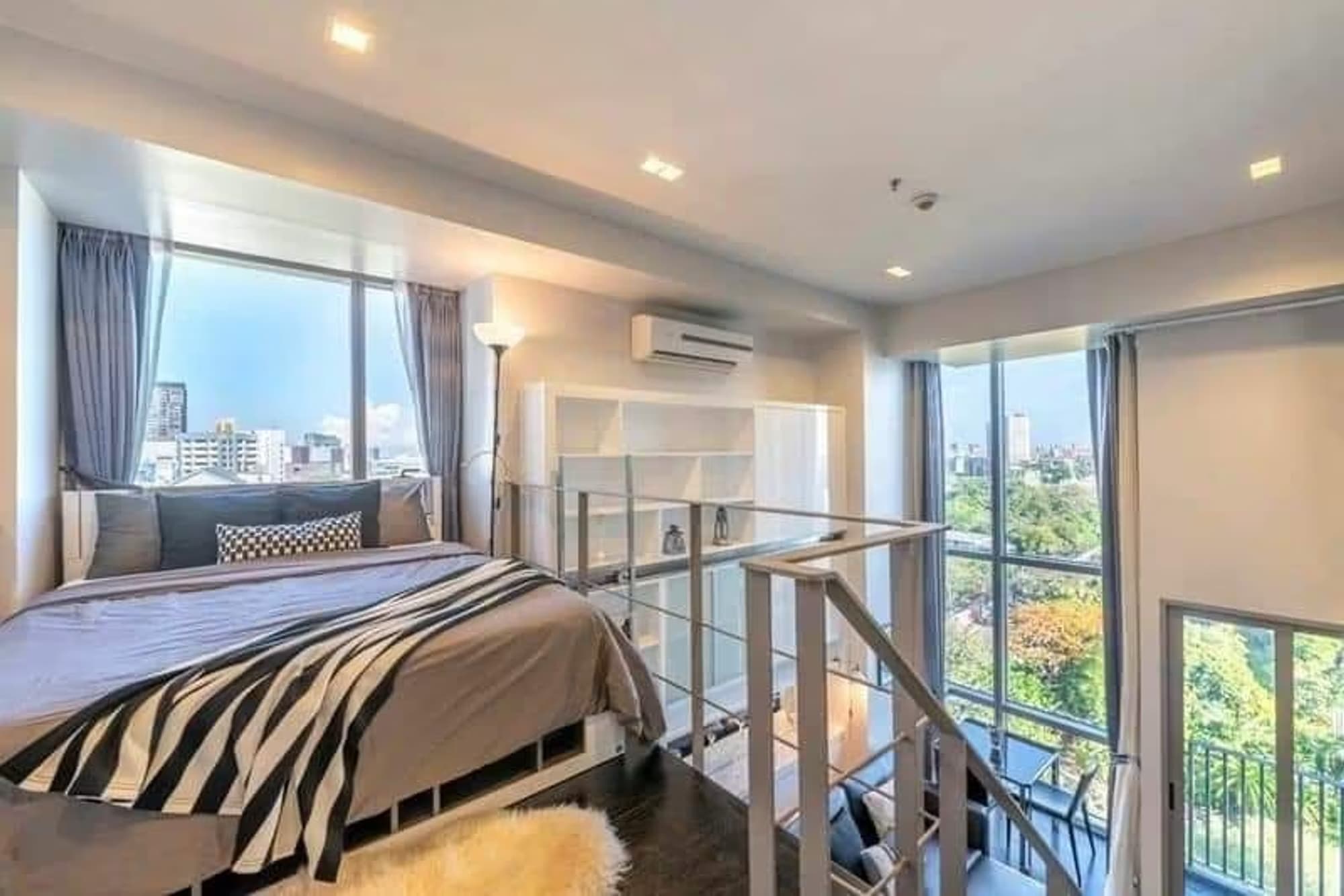 1 Bedroom Condo - Image 1