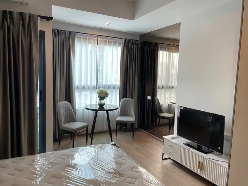  Condo for Rent at Ideo Rama 9 - Asoke