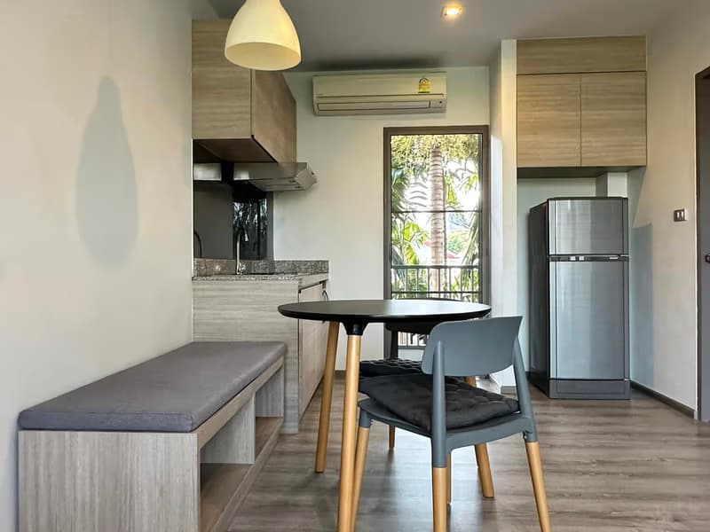 Service apartment for Rent at D-50 Private Apartment