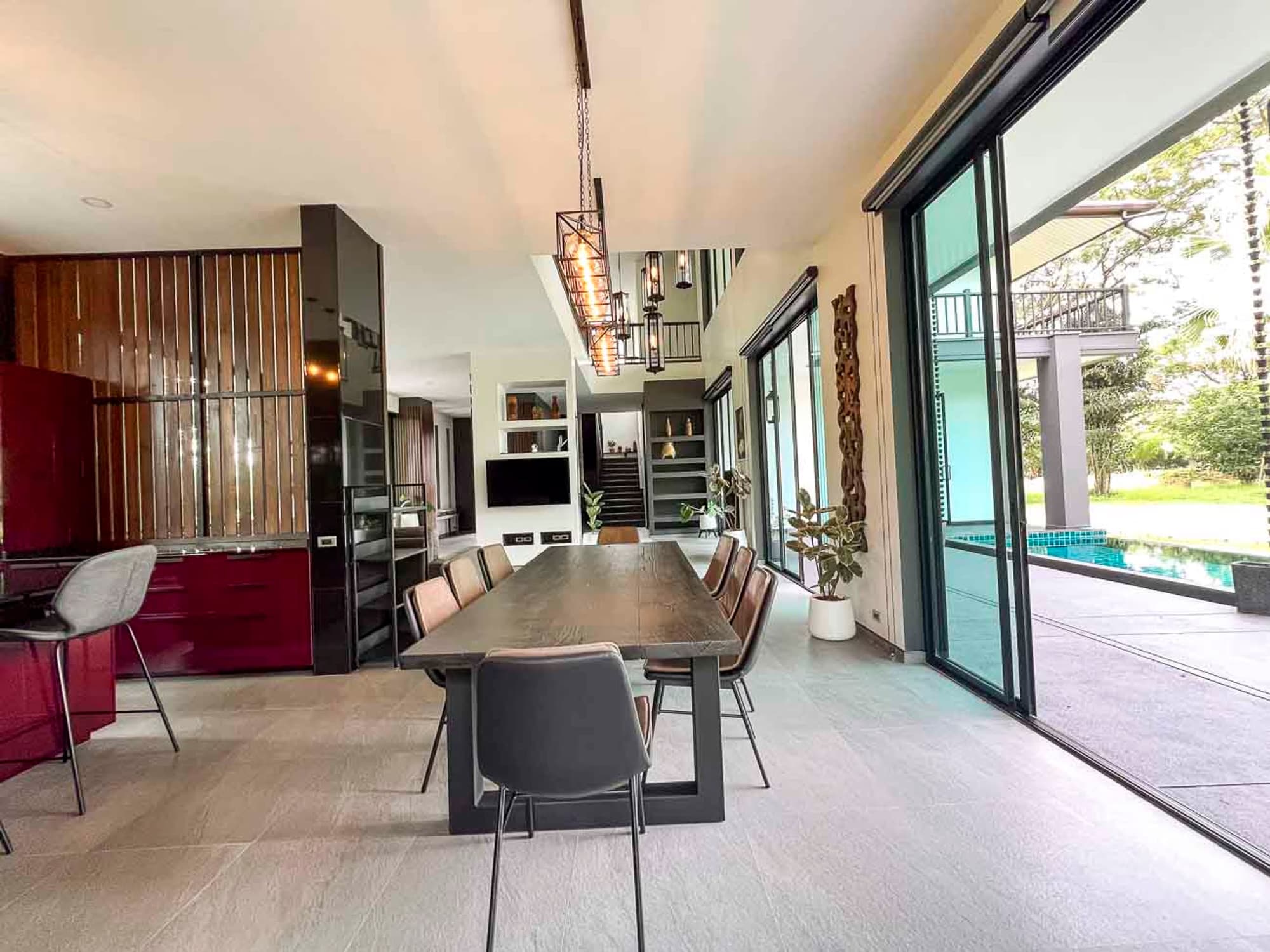Luxury Lakeside Home for Sale in Mae RIm - Image 14