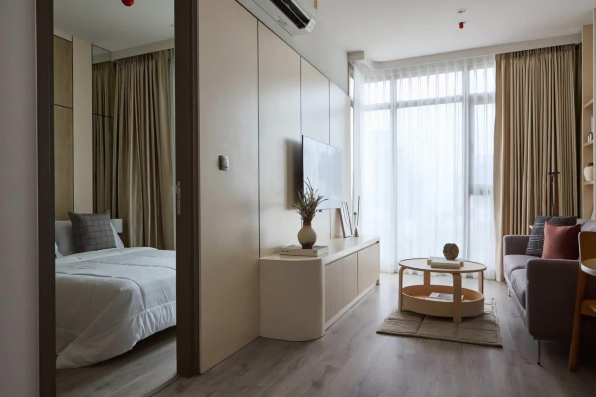 1 Bed Condo for Rent in Watthana - Image 2