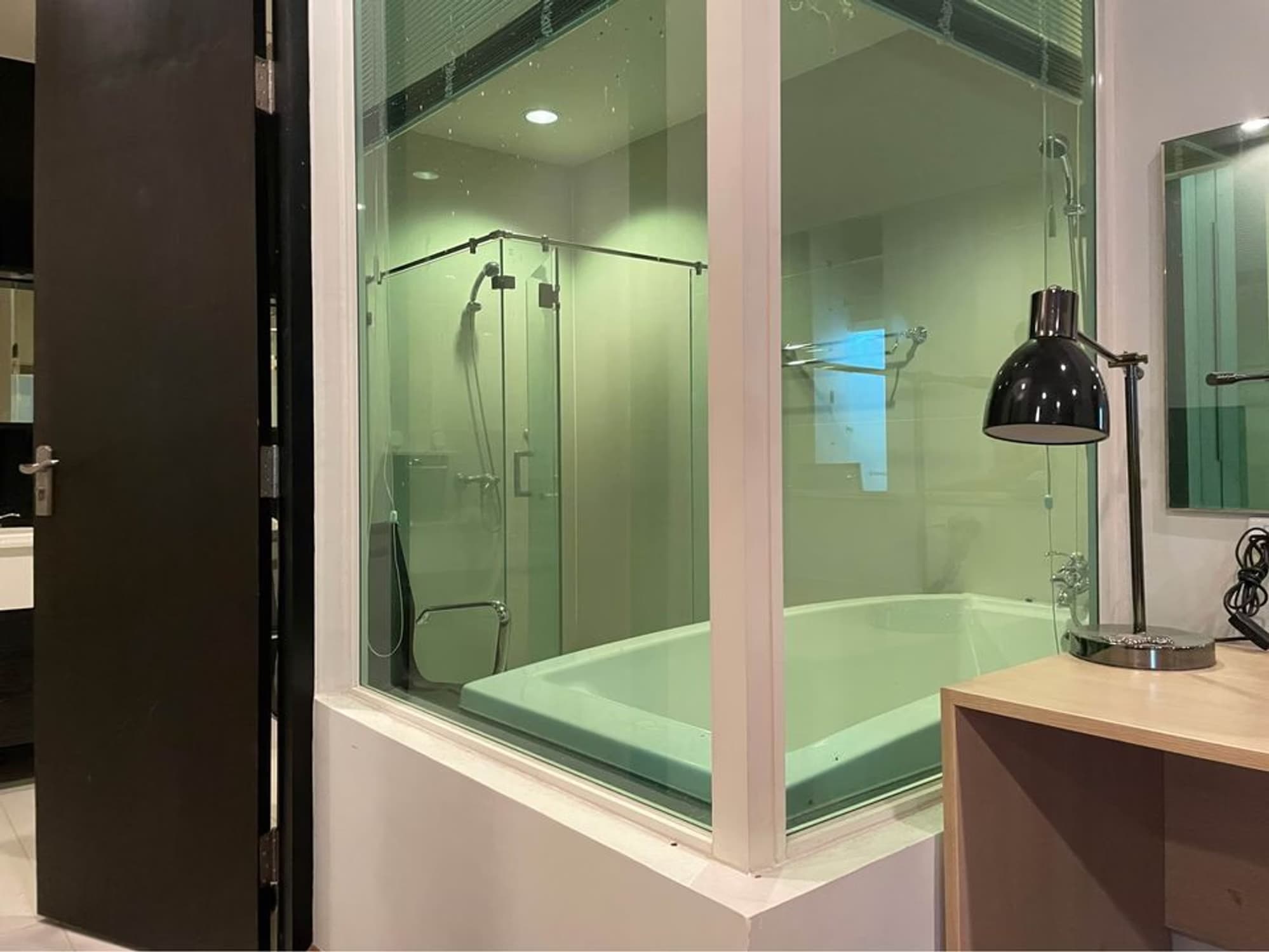 Condo for Rent at The Address Chit Lom - Image 13