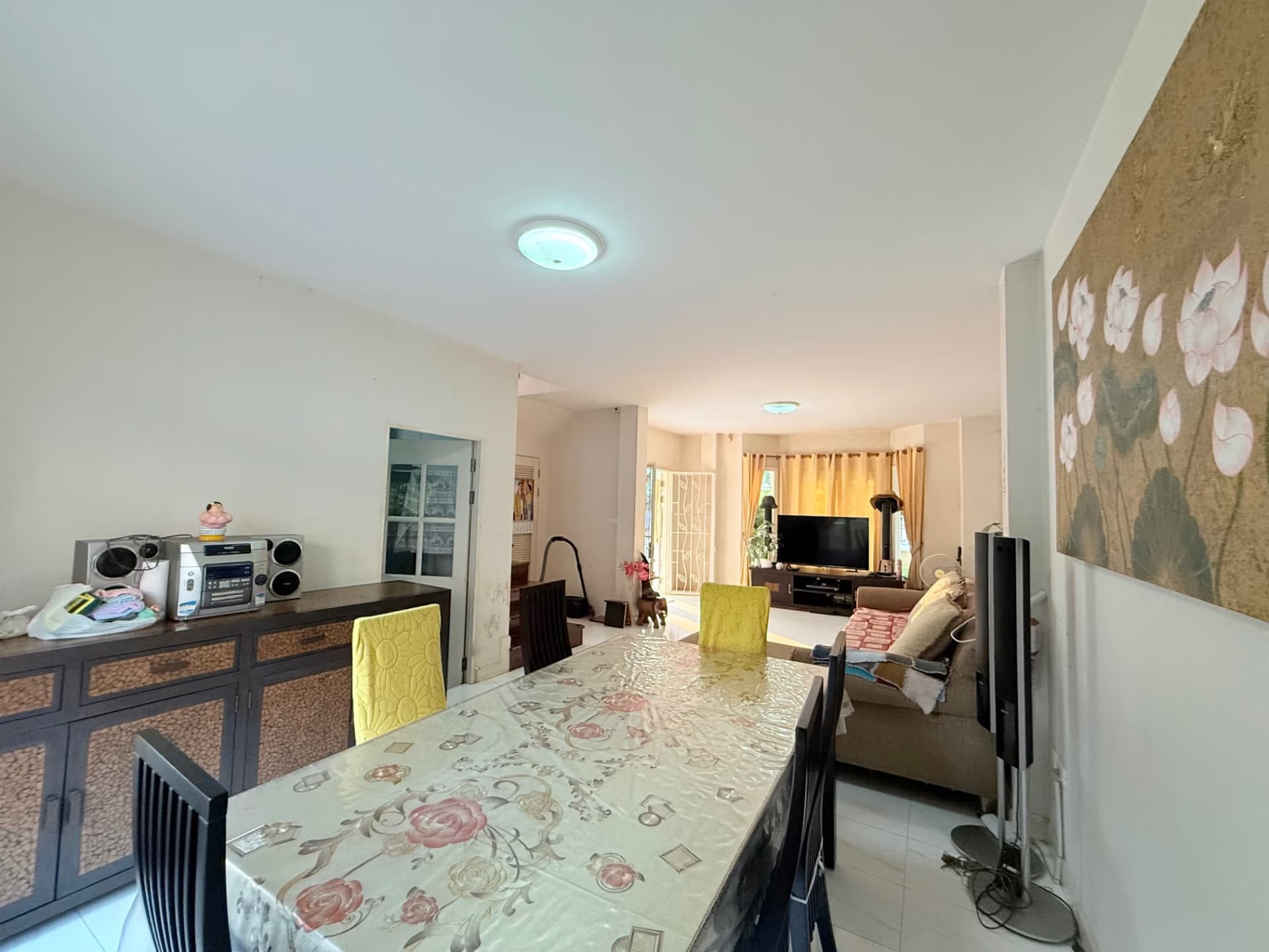 4 Bed House for Sale in Hang Dong - Image 6