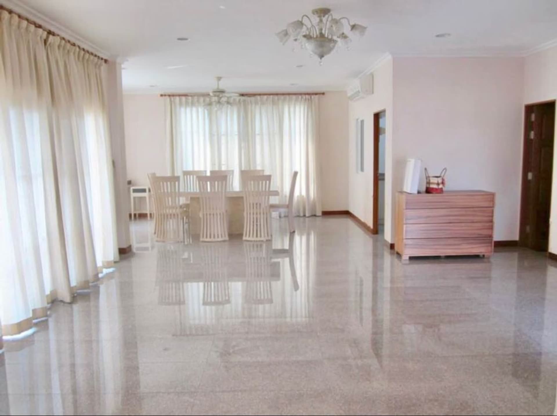 3 Bed Townhouse for Rent in Bang Na - Image 16