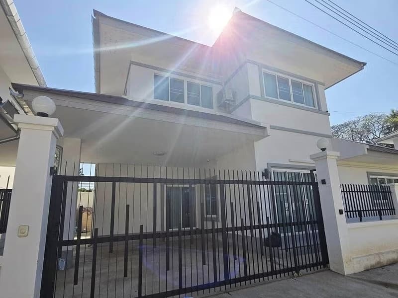 3 Bed House for Rent in Mueang Chiang Mai