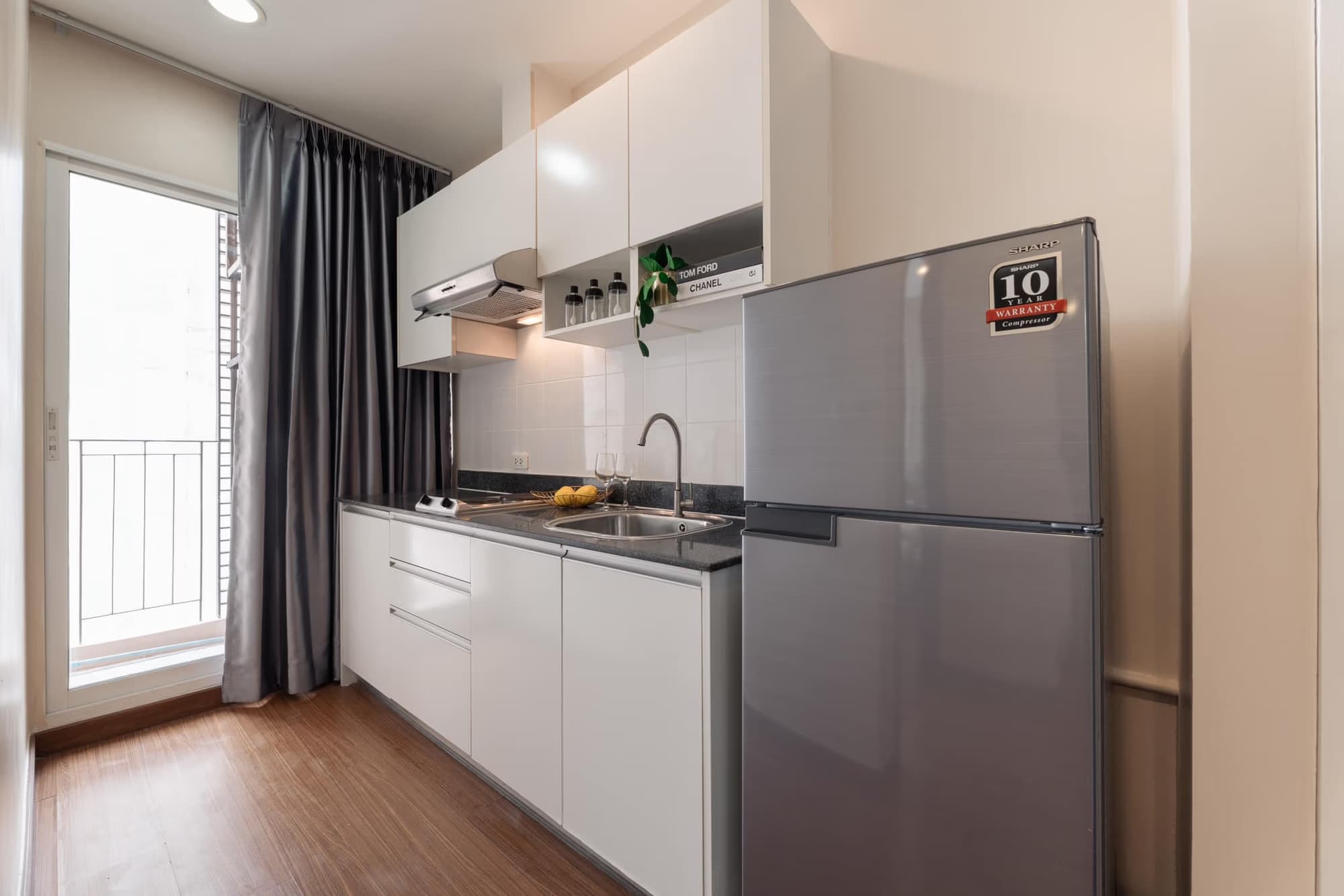 1 Bed Condo for Sale in  - Image 4