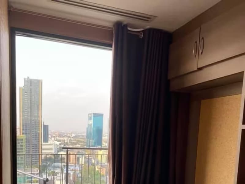 1 Bedroom Condo