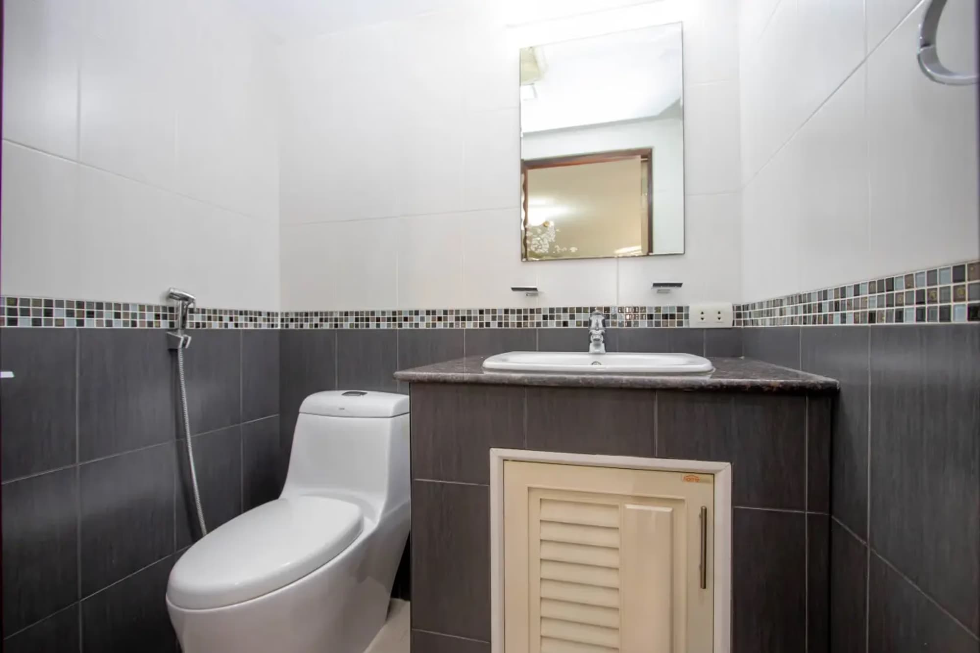  Nakornping Condo - Image 10