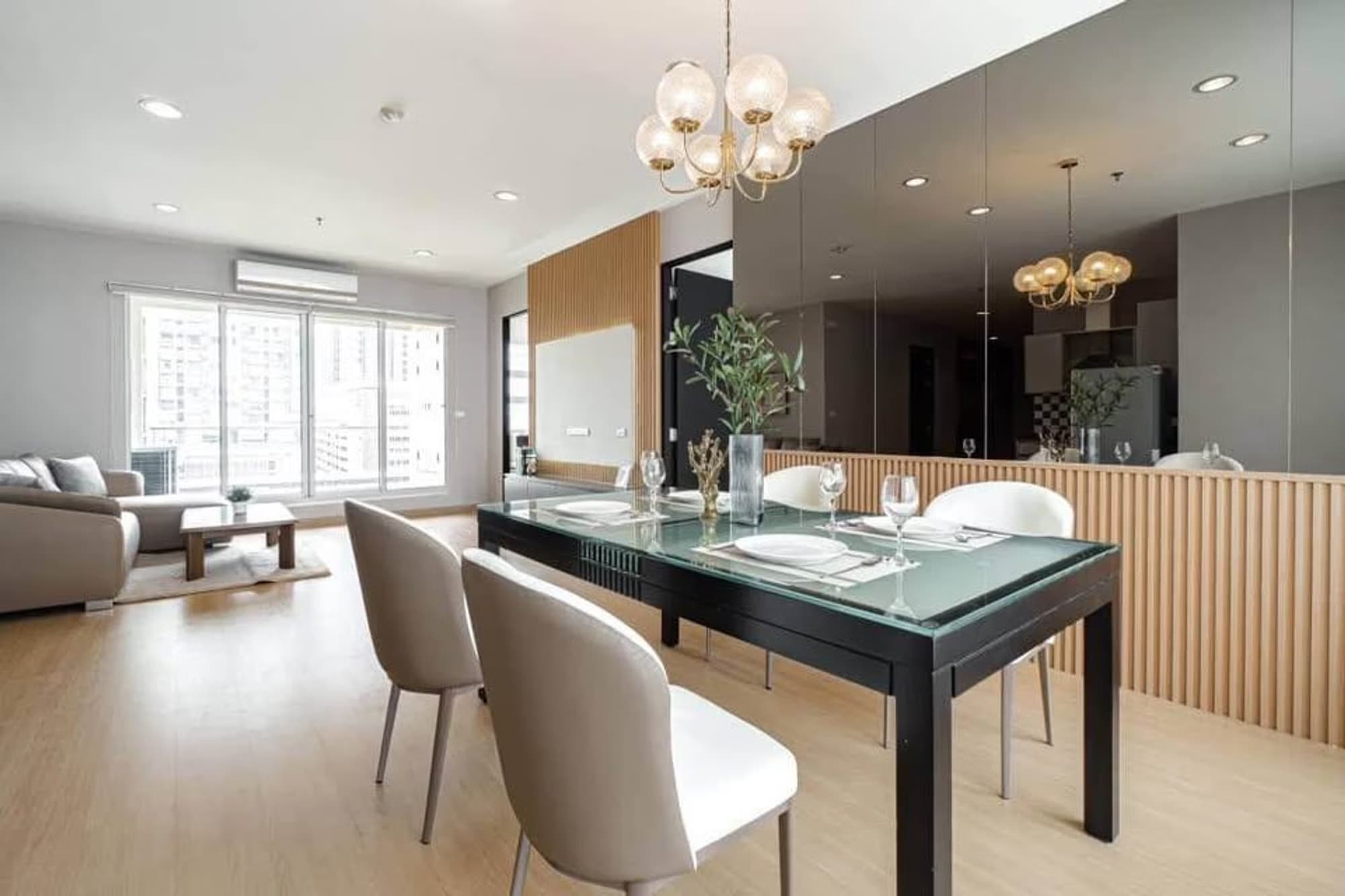 Condo for Rent at Baan Klang Krung Siam - Pathumwan - Image 2