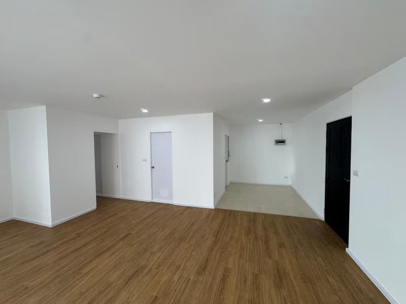 2 Bed Condo for Sale in Yan Nawa