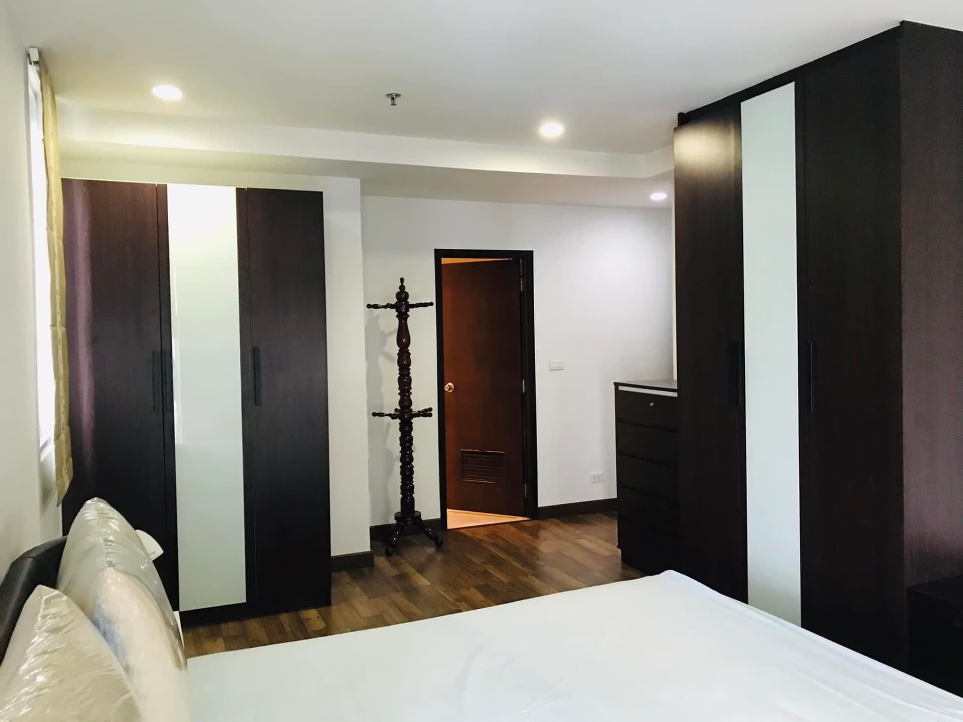 2 Bedroom Condo - Image 7