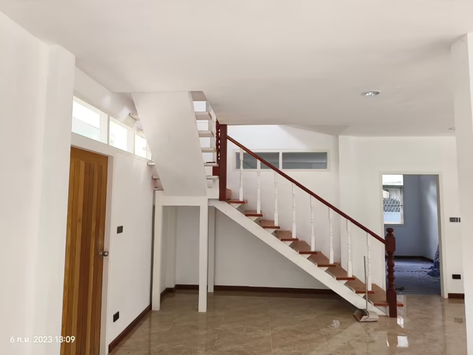 2 Bedroom House - Image 10