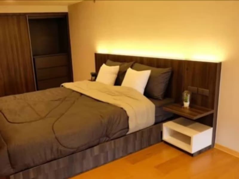Condo for Sale w/Tenant at Siamese Exclusive Sukhumvit 31