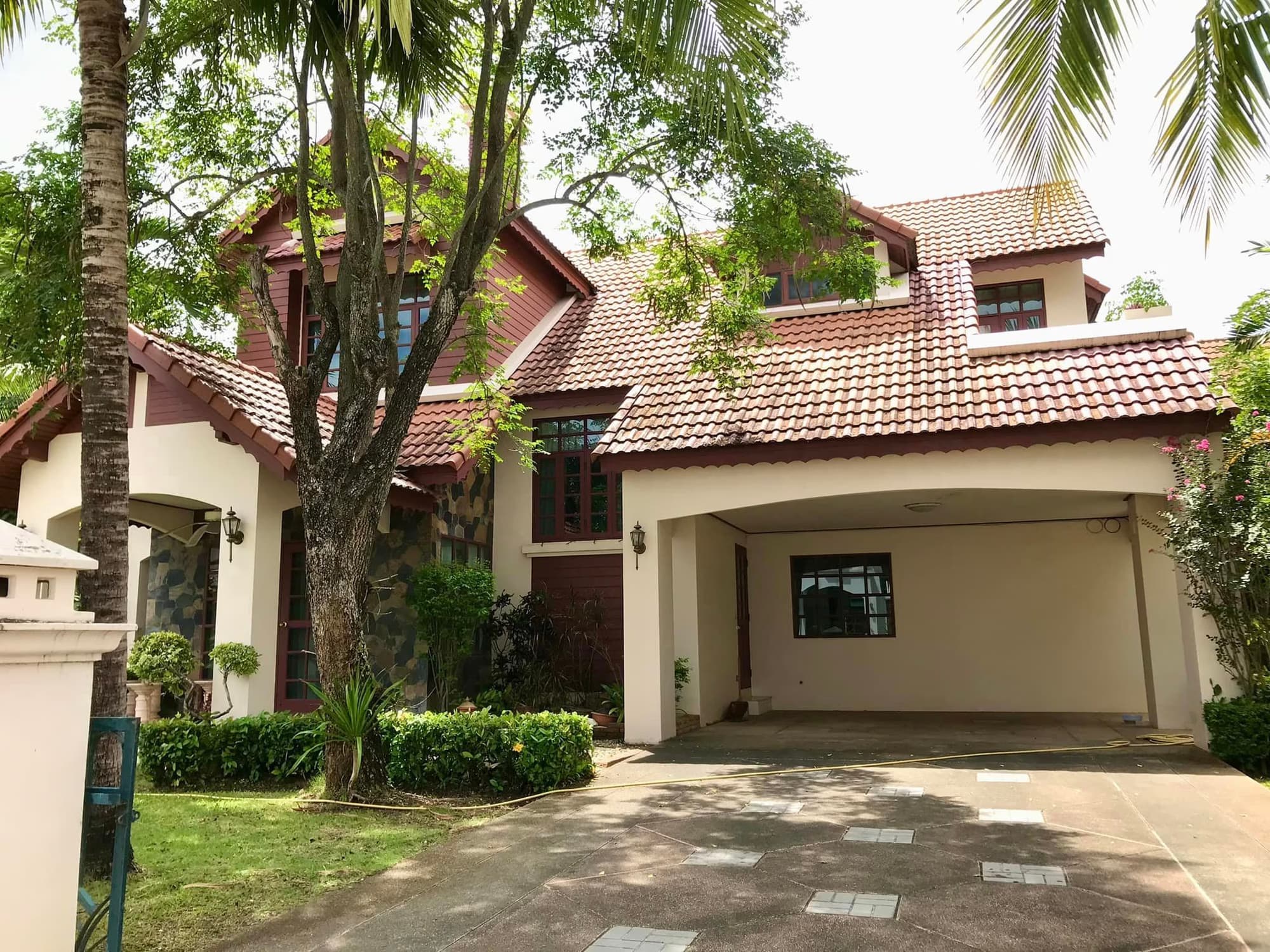 4 Bedroom House for Rent at Phruek Wari Land and House - Image 1