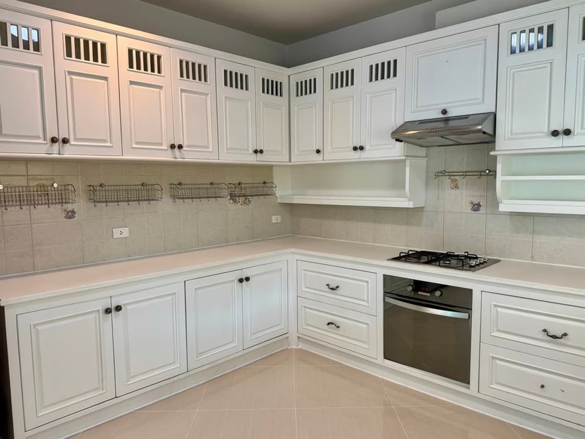 4 Bed House for Rent in Hang Dong District - Image 15