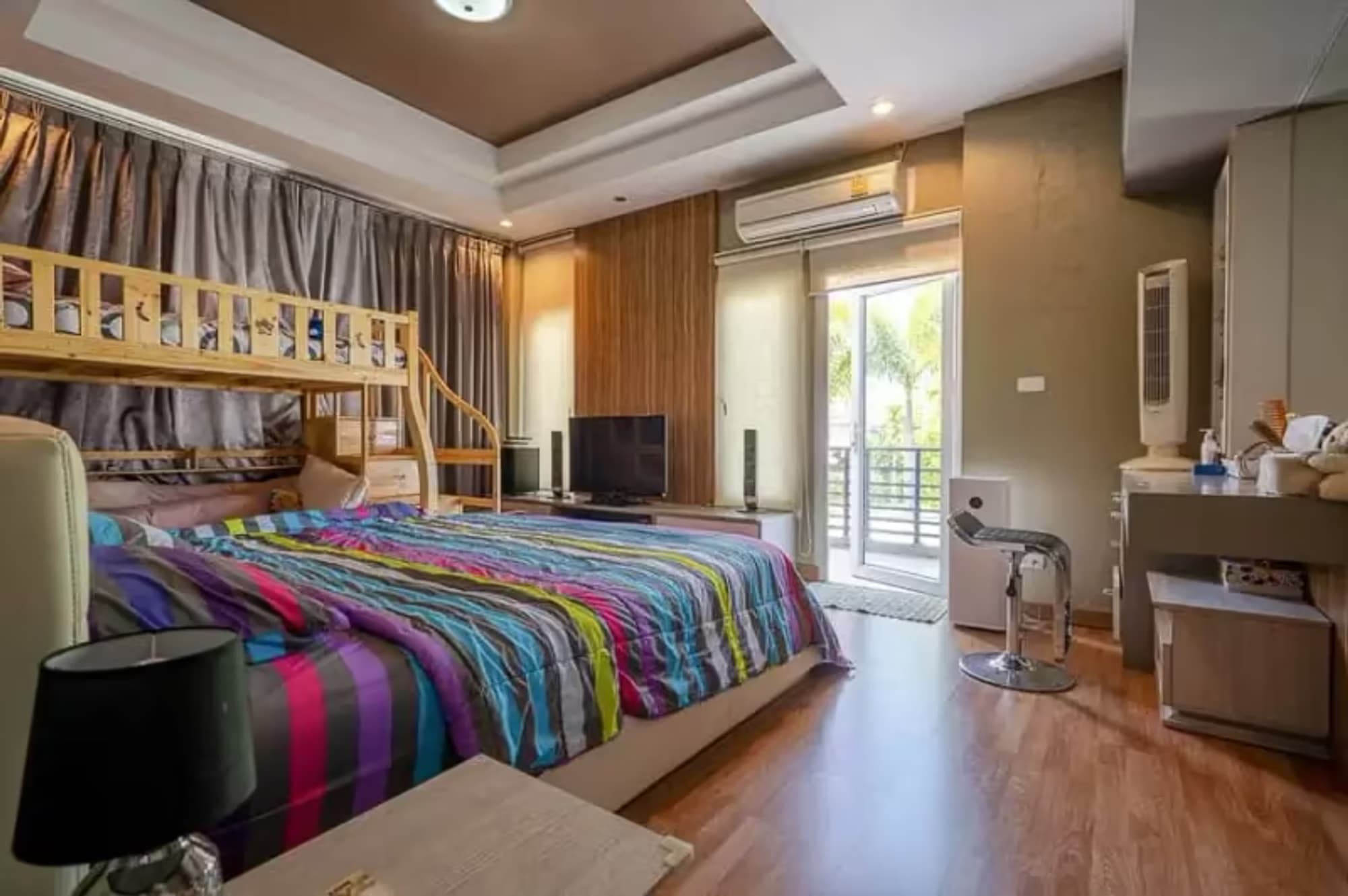 4 Bedroom House - Image 13