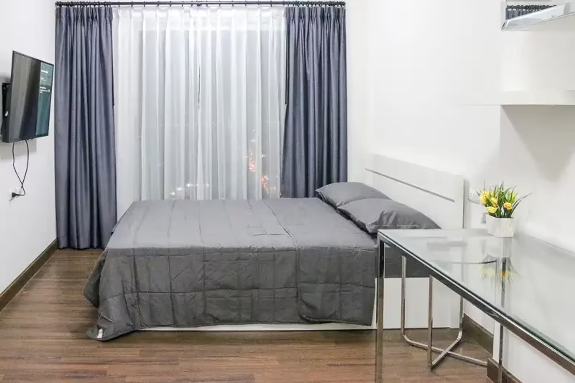 1 Bedroom Condo - Image 9
