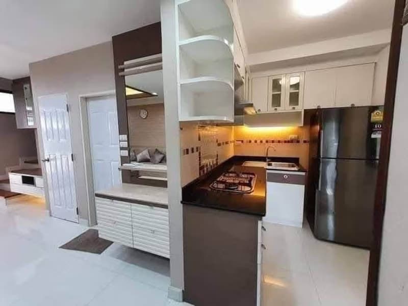 3 Bed Townhouse for Rent in Phra Khanong