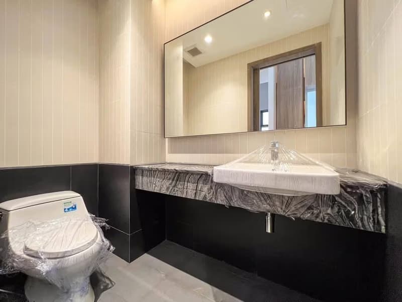 4 Bed House for Sale in Yan Nawa