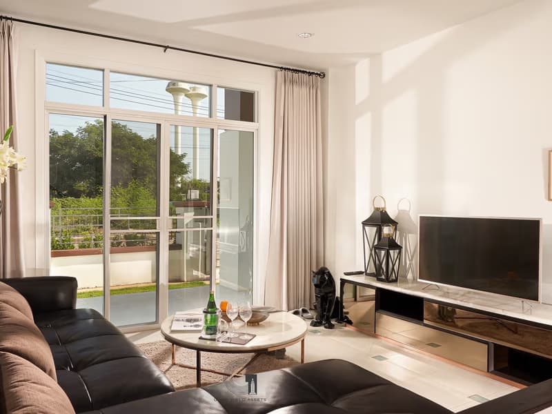4 Bed House for Rent in Saraphi