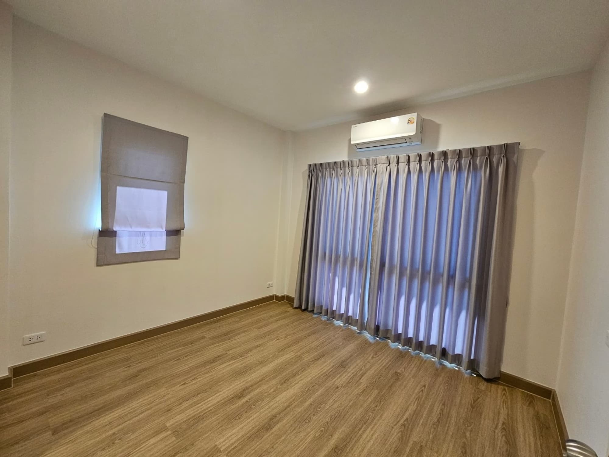 4 ห้องนอน บ้าน สำหรับ จำหน่าย ใน Bang Phli - Image 6