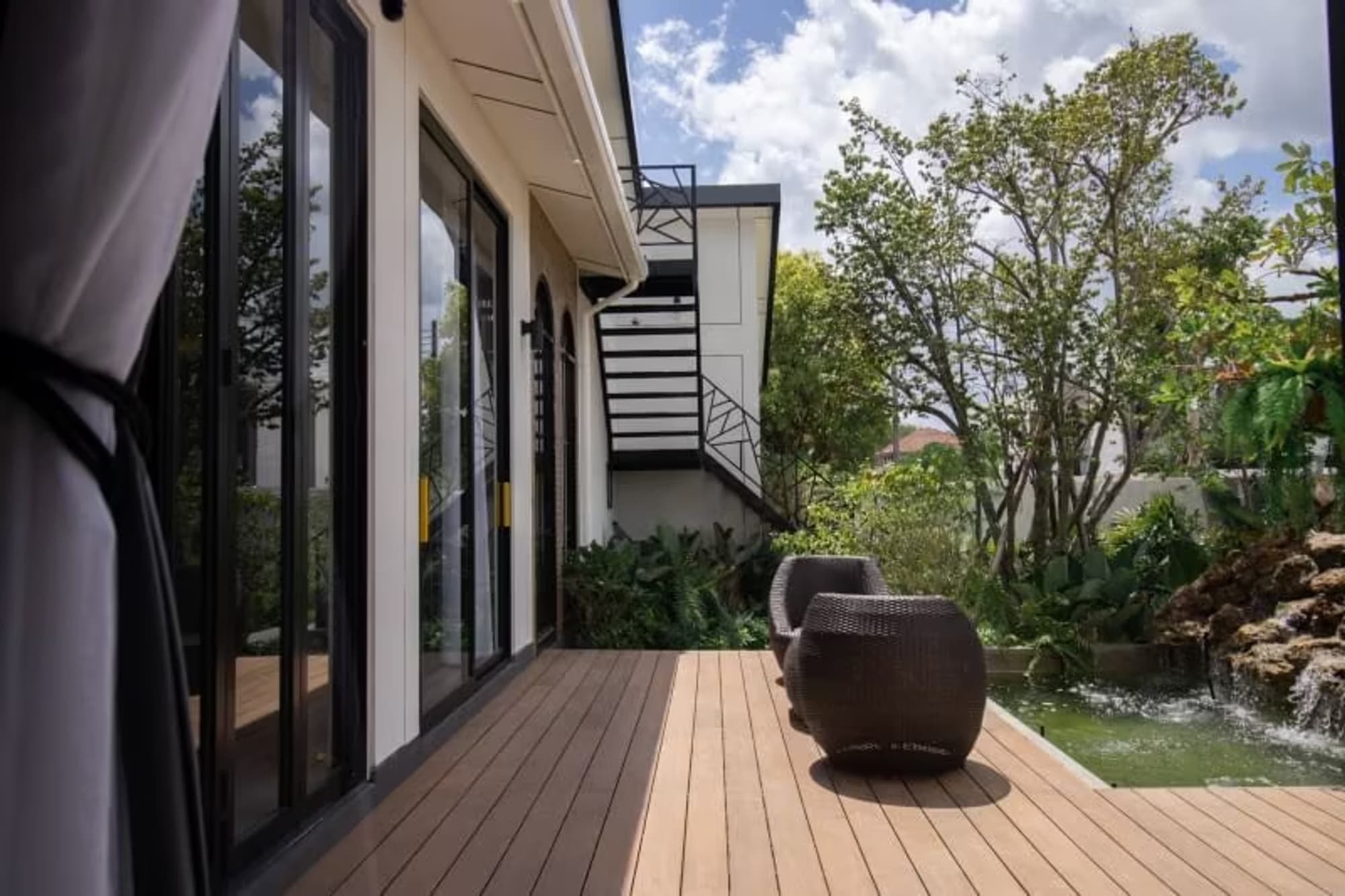 4 Bedroom House - Image 15