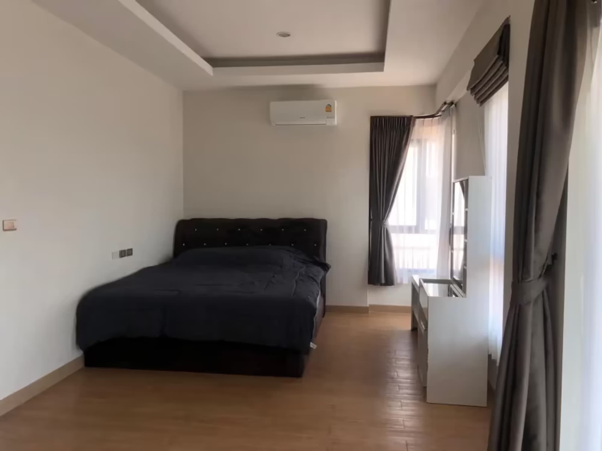 3 Bedroom House - Image 4